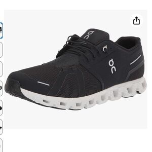NWOT US 10 On Women’s Cloud 5 Sneakers